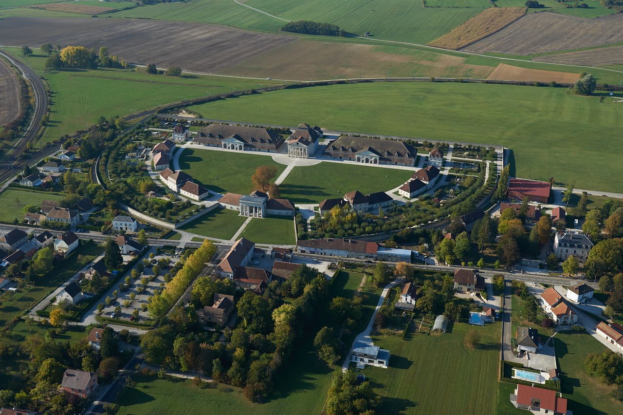 Monuments Salines Royales d'Arc-Et-Senans BI-0177